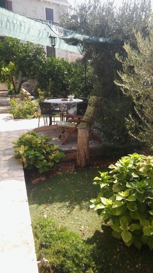 Apartments Vojka Milna  Dış mekan fotoğraf